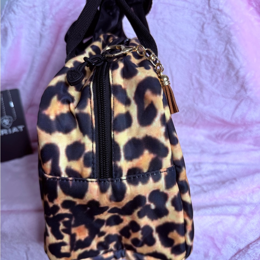 NWT Ariat Leopard Print Statement Tote (Convertible Purse Style) - Picture 3 of 5